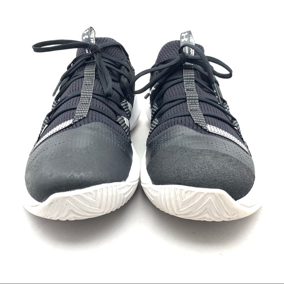 Under Armour Charged Assert Sneakers 8 - Picture 2 of 8